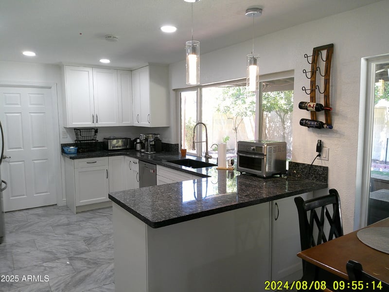 808 Isabella Ave, Mesa, AZ 85210
