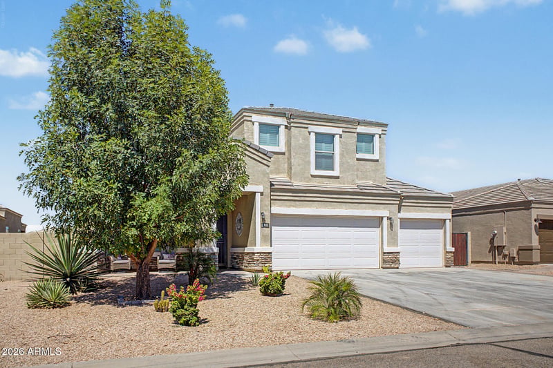 808 Brangus Way, San Tan Valley, AZ 85143