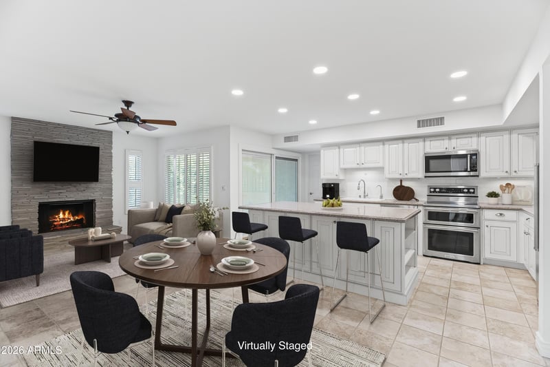 8084 Del Laton Dr, Scottsdale, AZ 85258