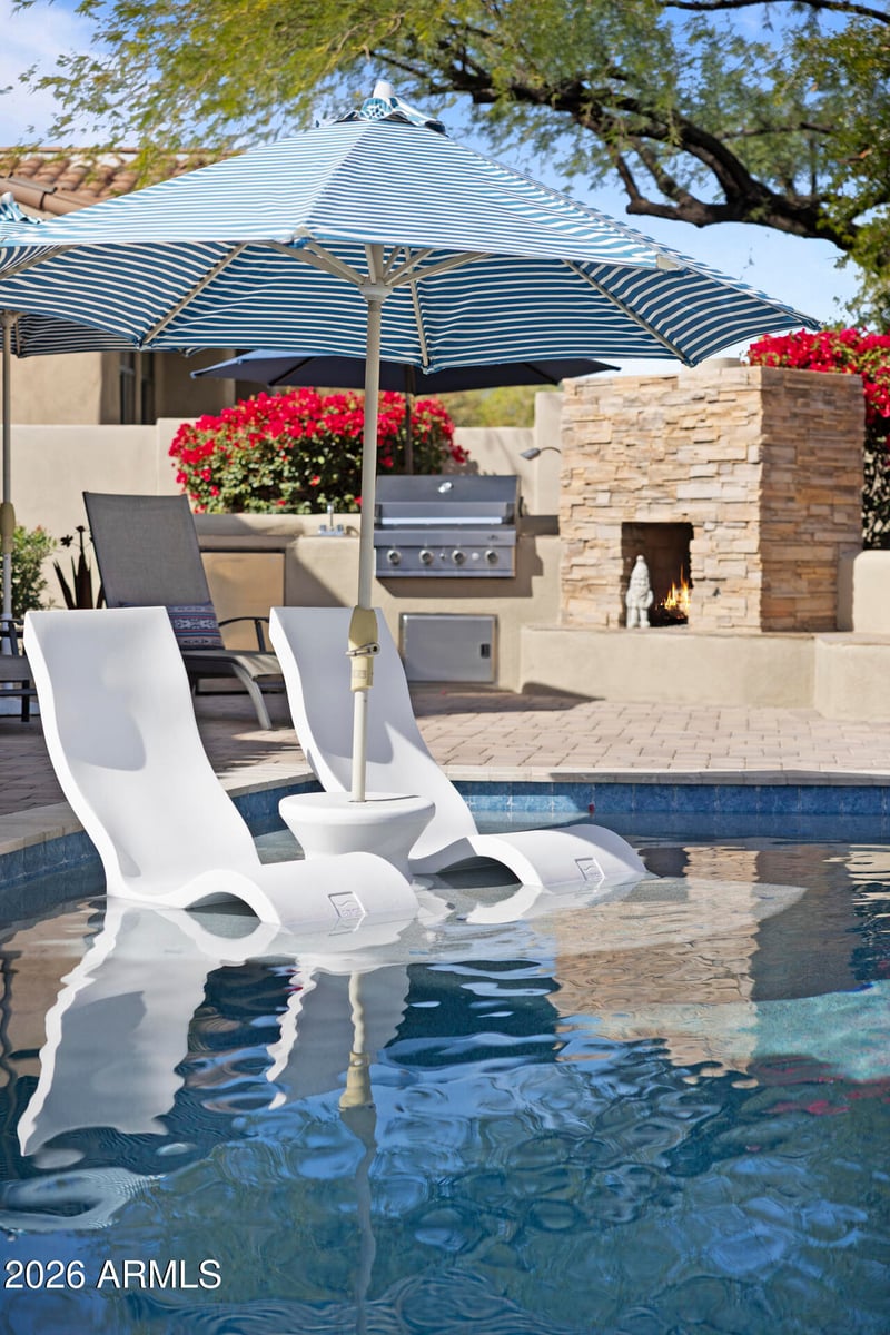 8084 Windwood Ln, Scottsdale, AZ 85255