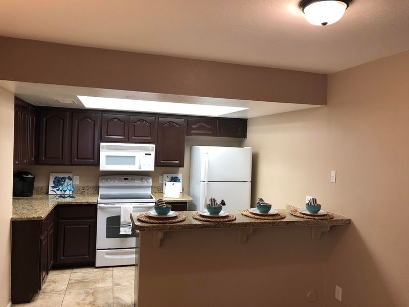 809 E Lola Dr, Phoenix, AZ 85022