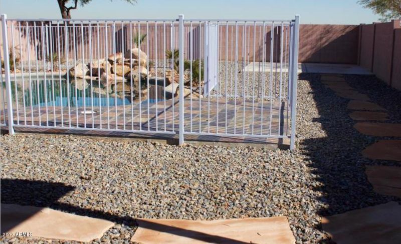 809 S 111th Dr, Avondale, AZ 85323