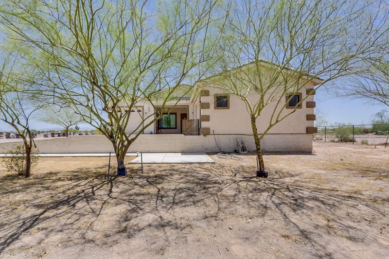 809 S 373rd Ave, Tonopah, AZ 85354