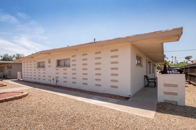 809 W 1st St, Tempe, AZ 85281