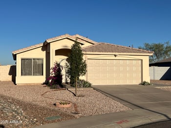 8091 87th Dr, Peoria, AZ 85345