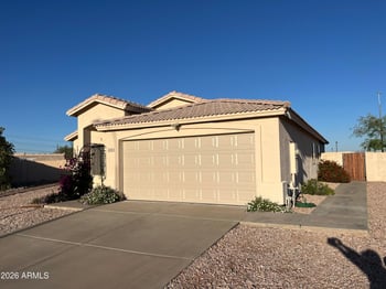 8091 87th Dr, Peoria, AZ 85345