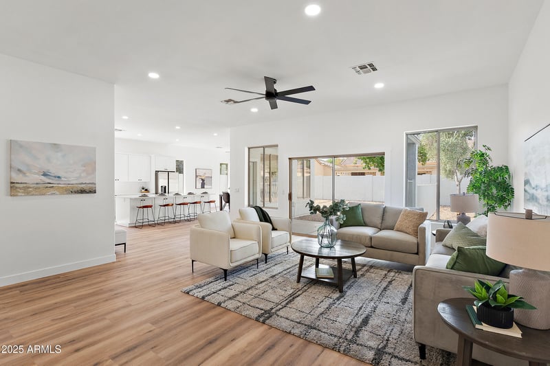 81 Smoke Tree Rd, Gilbert, AZ 85296