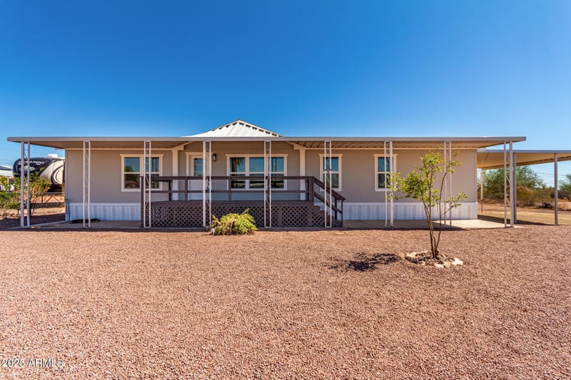 81 Tomahawk Rd, Apache Junction, AZ 85119