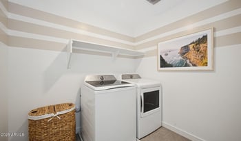 81 Windsor Dr, Gilbert, AZ 85296