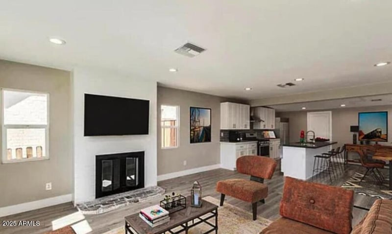 810 Amelia Ave, Phoenix, AZ 85014