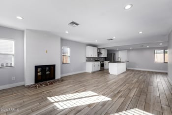 810 Amelia Ave, Phoenix, AZ 85014