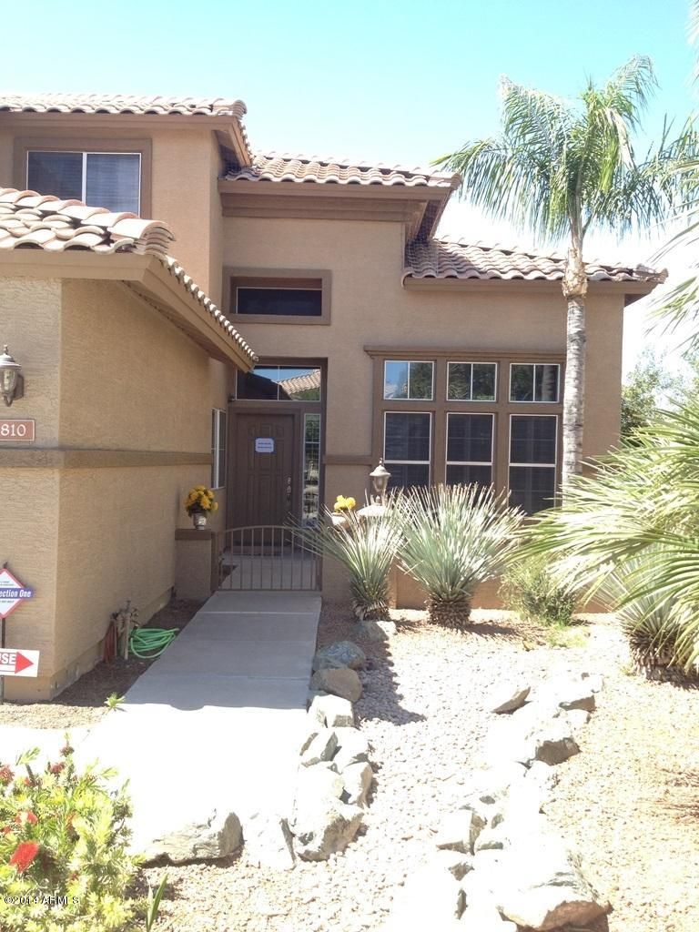810 N Cobblestone St, Gilbert, AZ 85234