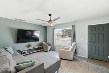 810 Pine Ct, Gilbert, AZ 85233