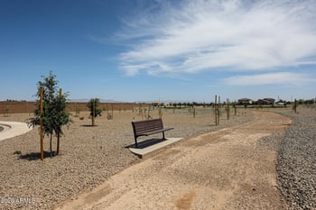 810 Angelina Dr, San Tan Valley, AZ 85140