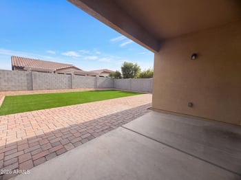 810 W Whistling Thorn Ave, San Tan Valley, AZ 85140