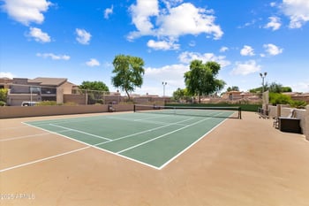 8100 Camelback Rd #101, Scottsdale, AZ 85251