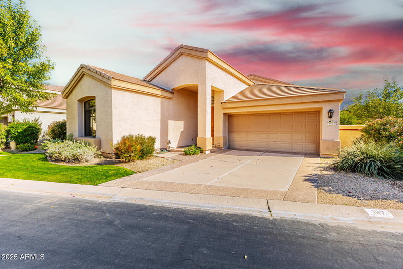 8100 Camelback Rd #167, Scottsdale, AZ 85251