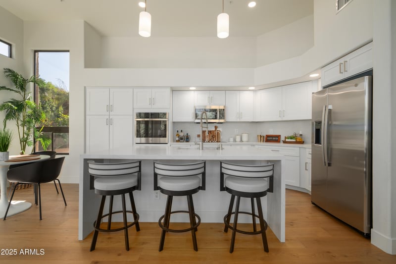 8100 Camelback Rd #175, Scottsdale, AZ 85251