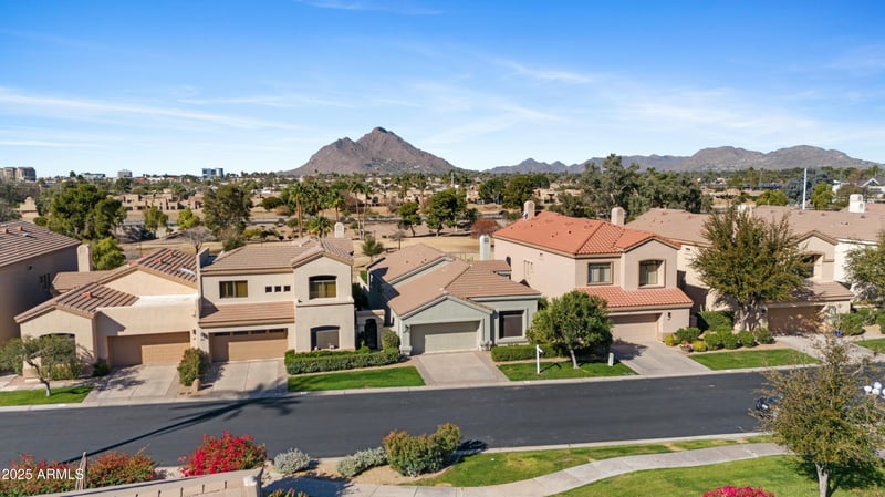 8100 Camelback Rd #43, Scottsdale, AZ 85251