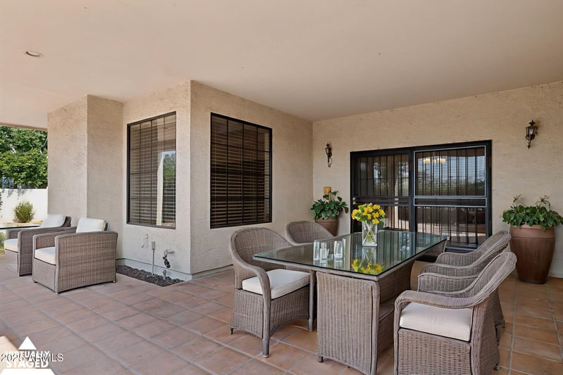 8100 Camelback Rd #62, Scottsdale, AZ 85251