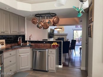 8100 Camelback Rd #94, Scottsdale, AZ 85251