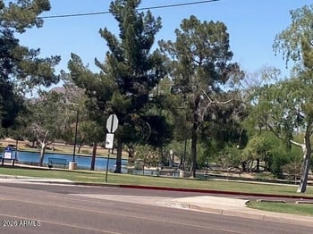 8100 Camelback Rd #94, Scottsdale, AZ 85251