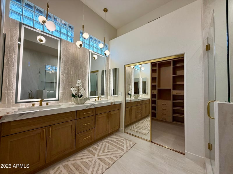 8100 E Camelback Rd #166, Scottsdale, AZ 85251