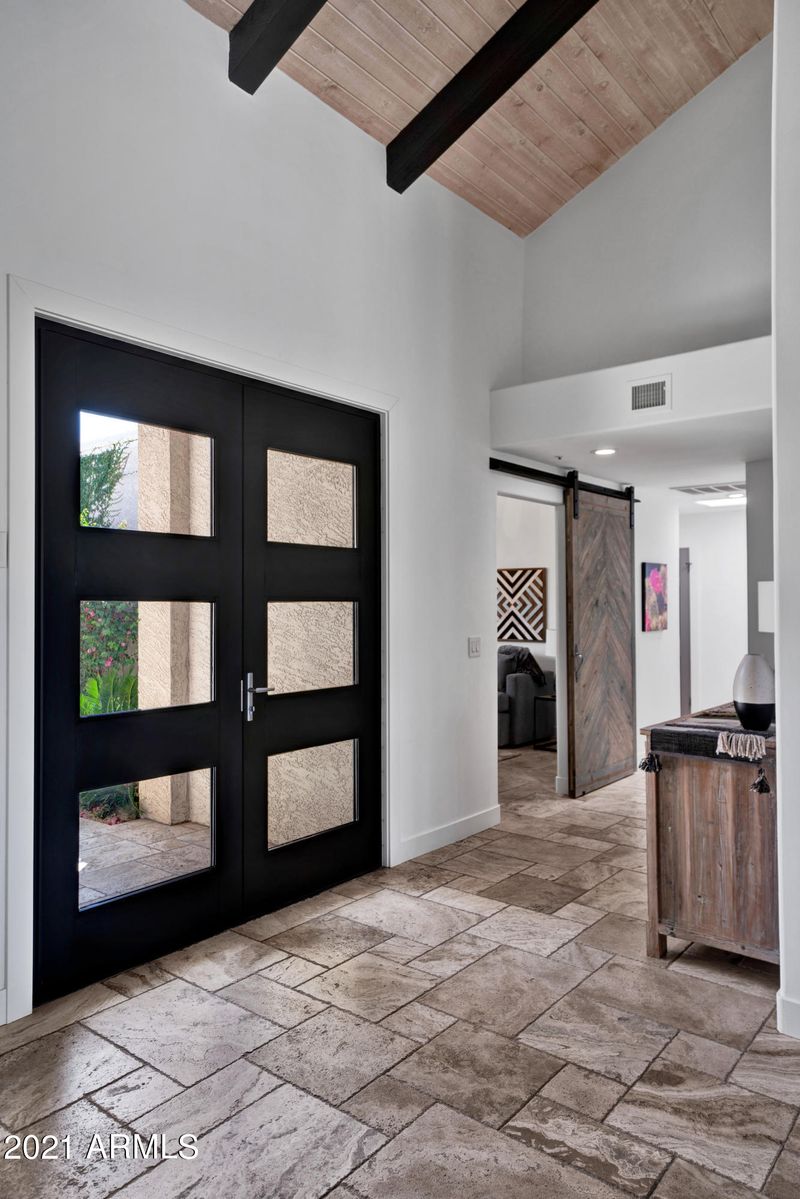 8100 E Camelback Rd #21, Scottsdale, AZ 85251