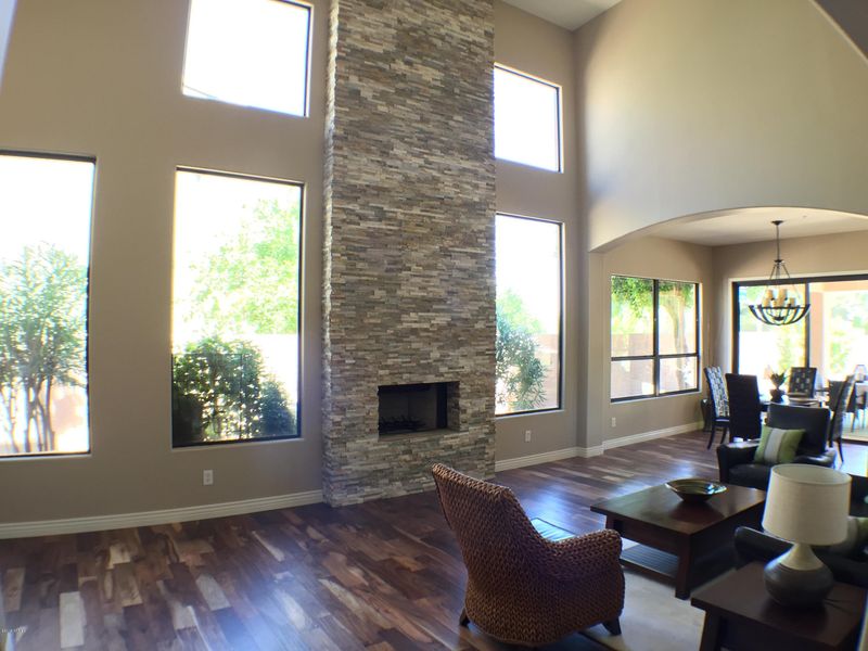 8100 E Camelback Rd #63, Scottsdale, AZ 85251