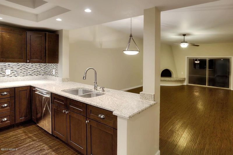 8100 E Camelback Rd #81, Scottsdale, AZ 85251