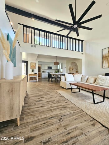 8101 Central Ave #14, Phoenix, AZ 85020