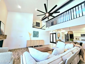 8101 Central Ave #14, Phoenix, AZ 85020