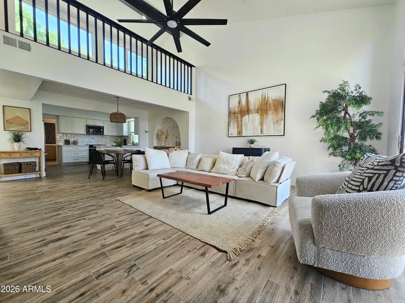8101 Central Ave #14, Phoenix, AZ 85020