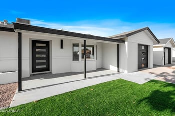 8102 E Palm Ln, Scottsdale, AZ 85257