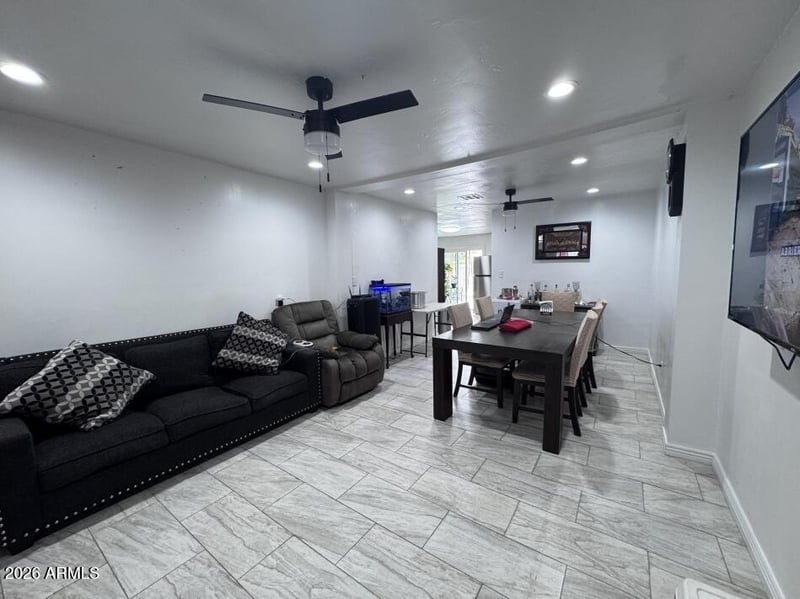 8102 30th Dr, Phoenix, AZ 85051