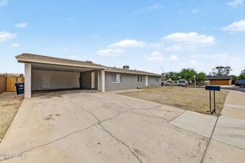8102 W Heatherbrae Dr, Phoenix, AZ 85033