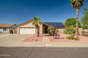 8102 Windrose Dr, Peoria, AZ 85381
