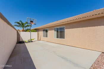 8103 Tonto Ln, Peoria, AZ 85382