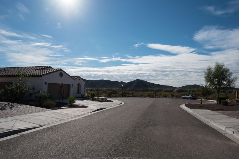 8103 W Redbird Rd, Peoria, AZ 85383