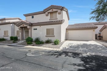 8105 Beck Ln, Peoria, AZ 85382