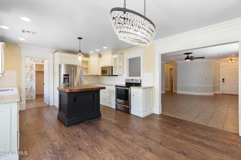 8106 E Osage Ave, Mesa, AZ 85212