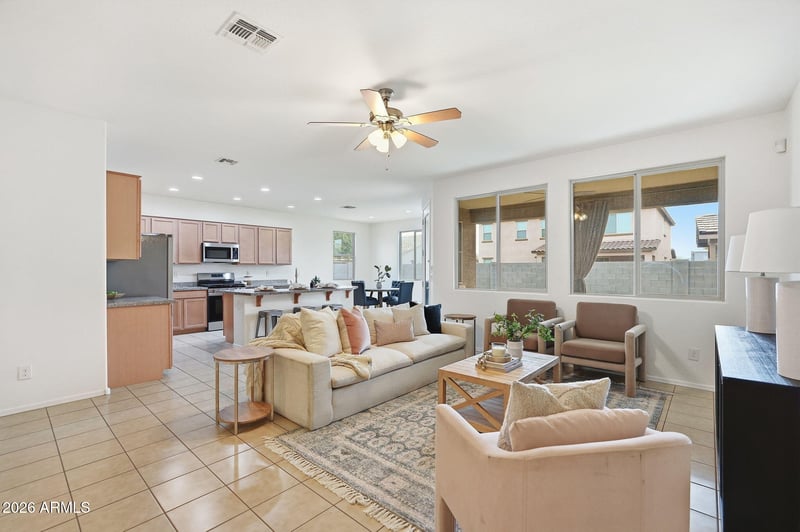 8106 S 42nd Ave, Laveen, AZ 85339