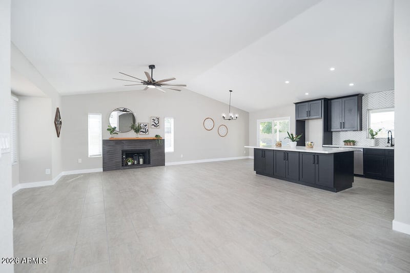 8106 W Wethersfield Rd, Peoria, AZ 85381