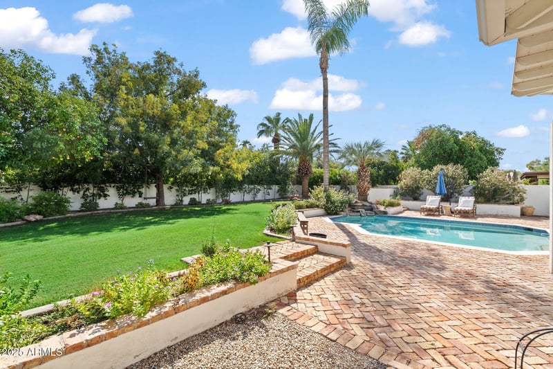 8107 Del Cuarzo Dr, Scottsdale, AZ 85258
