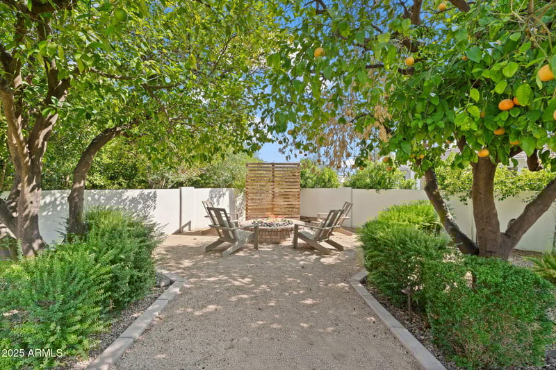 8107 Del Cuarzo Dr, Scottsdale, AZ 85258