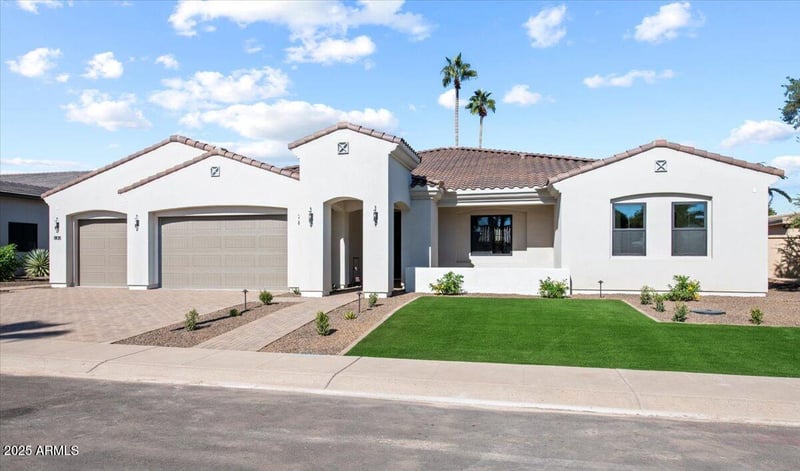 8108 Del Cristal Dr, Scottsdale, AZ 85258