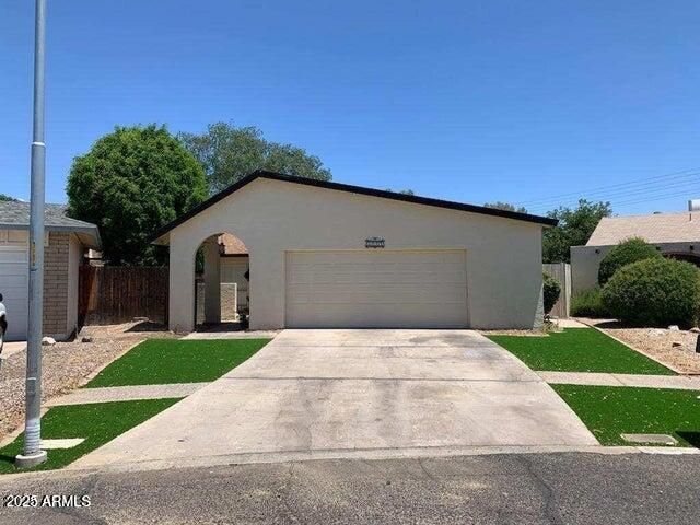8109 N 40th Ave, Phoenix, AZ 85051