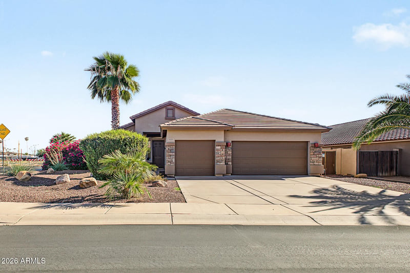 8109 W Nicolet Ave, Glendale, AZ 85303