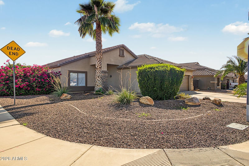 8109 W Nicolet Ave, Glendale, AZ 85303