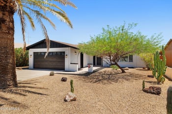 811 Brown St, Phoenix, AZ 85020